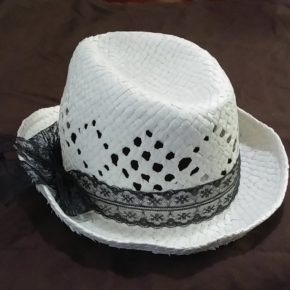 Hat - Picture 3 of 3